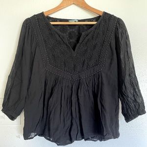 Anthropology black top
